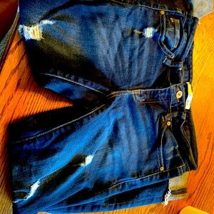 KanCan skinny jeans, excellent condition.